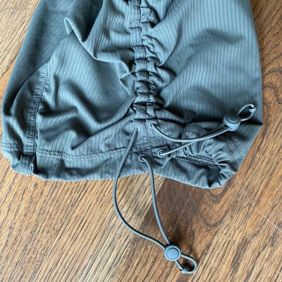 Lululemon Dance Studio Relaxed Fit Mid Rise Cargo Pant green S/M - Picture 5 of 8